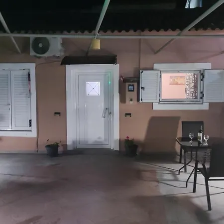 Apartament Natasa Argyrades